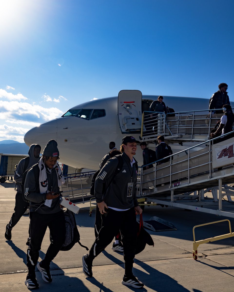 The Pios just touched down — Grizzlies, we’ll see you soon 👀

#WeAreSHU🏈| #DEAL | #SHUGRIT