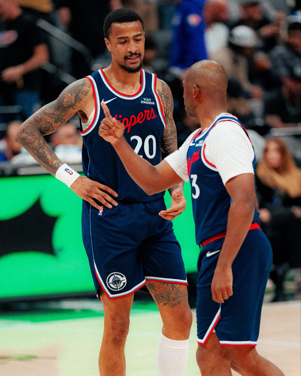 LAClippers's tweet photo. that @WakeMBB connection 🤞🏾 https://t.co/0zFhuvTCyz