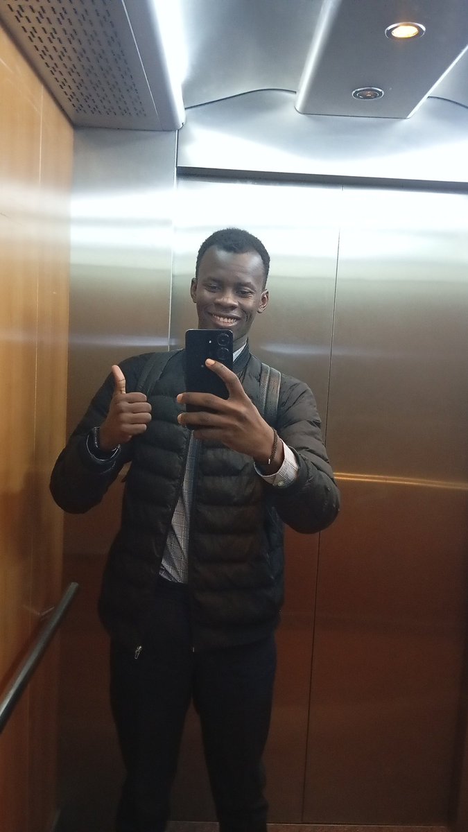 Code4jeph's tweet image. heyy i'm caleb & i'm excited to be joining @OpenAI as chief executive officer!
still a dropout and relocating to sf
looking for more friends in the tech / startup scene!