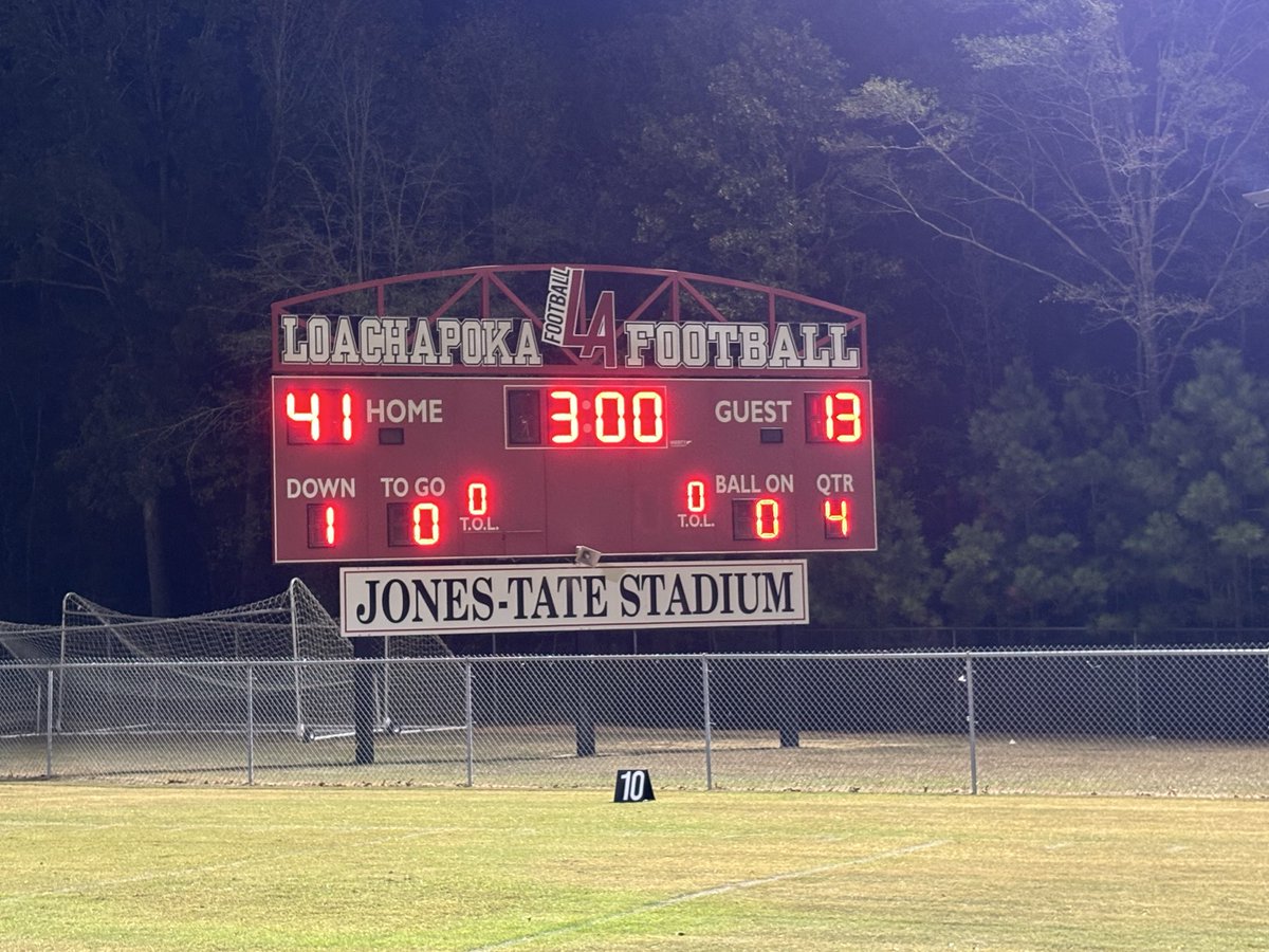 <a href="/oanewspreps/">OA News Preps</a> <a href="/Kj2xx_/">Kj Carter</a> <a href="/Reaco4pres/">Lareaco echols</a> <a href="/butler_ryquan/">Ryquan Butler</a> <a href="/HaydenLipscomb0/">Hayden Lipscomb</a> <a href="/KameronWhite59/">Kameron White</a> FINAL from Jones-Tate Stadium

Loachapoka 41, Ranburne 13

Indians extend their winning streak with their fourth consecutive victory and improve to 6-3 on the season.
<a href="/oanewspreps/">OA News Preps</a> <a href="/PokaUFootball/">Loachapoka Football</a>