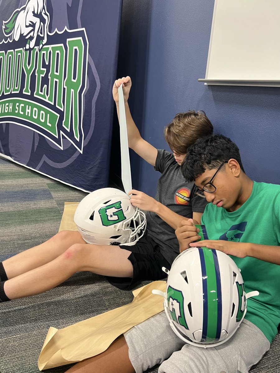 GHSMavsFB's tweet image. First win of the season ➡️ Earn your stripes! 

The stripe is earned, not given!

This team has bought in — showing up every day to improve and build the Goodyear culture. So proud of the team and excited for another week together!

#RideAsOne #WeAreGoodyear #EarnYourStripes