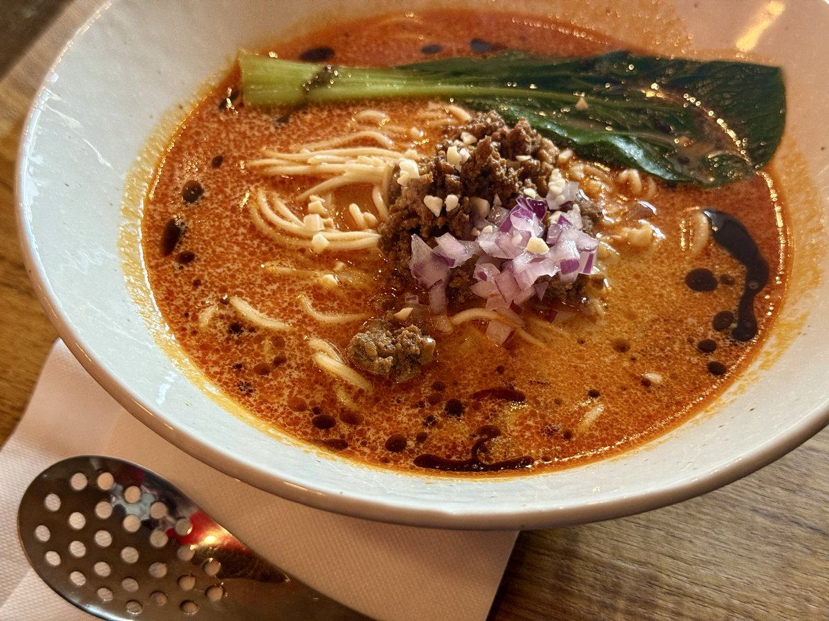 ランチに担々麺🍜
#小籠包酒場ジューシー #周南市 #徳山