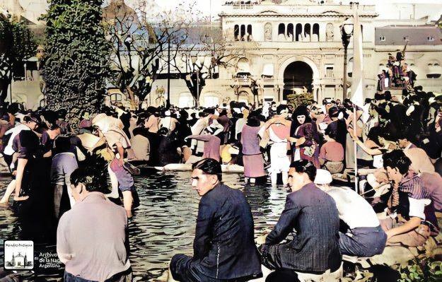 MartinDandach's tweet photo. El movimiento mas grande, importante y trascendente de la historia argentina. Intentaron todo por eliminarlo y jamás pudieron. Lo van a ver hasta el último día de sus vidas. 

Feliz día de la lealtad. 
Viva Perón ✌🏼🇦🇷 https://t.co/6bq8VtloaO