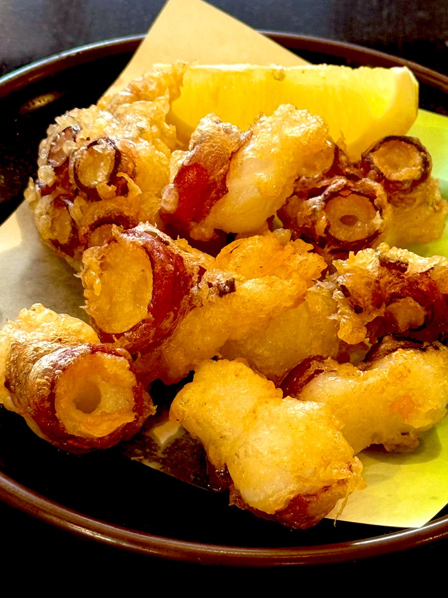#メシテロ
#foodporn 

『Absolutely yummy#384』 

昼間っからタコの吸盤だけ唐揚げ🐙✨️