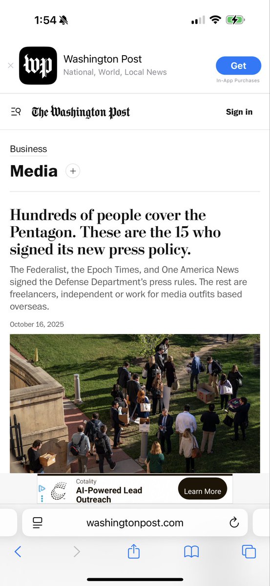 DavidShoebridge's tweet image. How does the @australian justify being in the select (and shameful) group of 15 media organisations who have bent the knee to the Pentagon and signed its anti-democratic press policy?