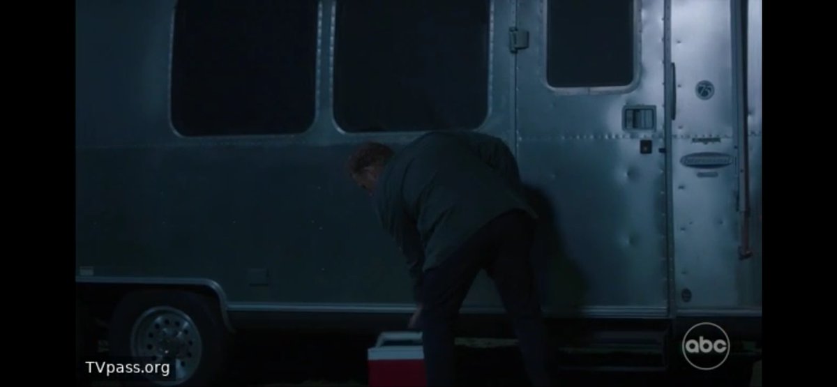 peppertcny's tweet photo. derek’s trailer… just cried real tears #GreysAnatomy https://t.co/dRVyt8WoAu
