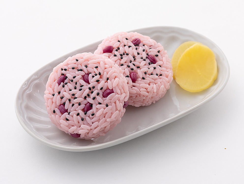 figsoku's tweet photo. StudioSYUTO「おにぎりプラモ 赤飯」本日予約開始

価格1,870円(税込)
2026年03月発売予定
https://t.co/Wk8xiIRe9N
#StudioSYUTO #プラモ https://t.co/D5BCdT7Fj5
