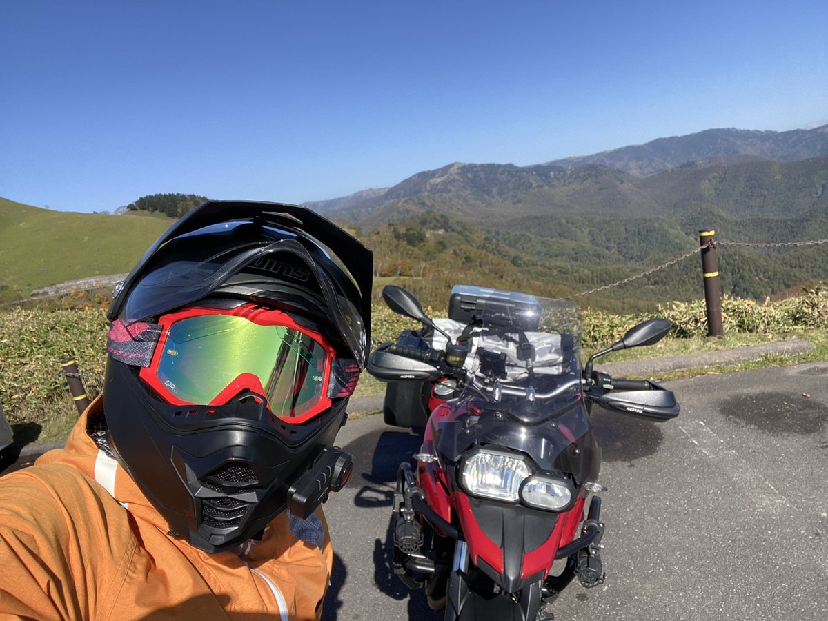 NBF700gs's tweet photo. 今年もここに来ることが出来た。
にしても素晴らしい天気！ https://t.co/SrazssZyBL