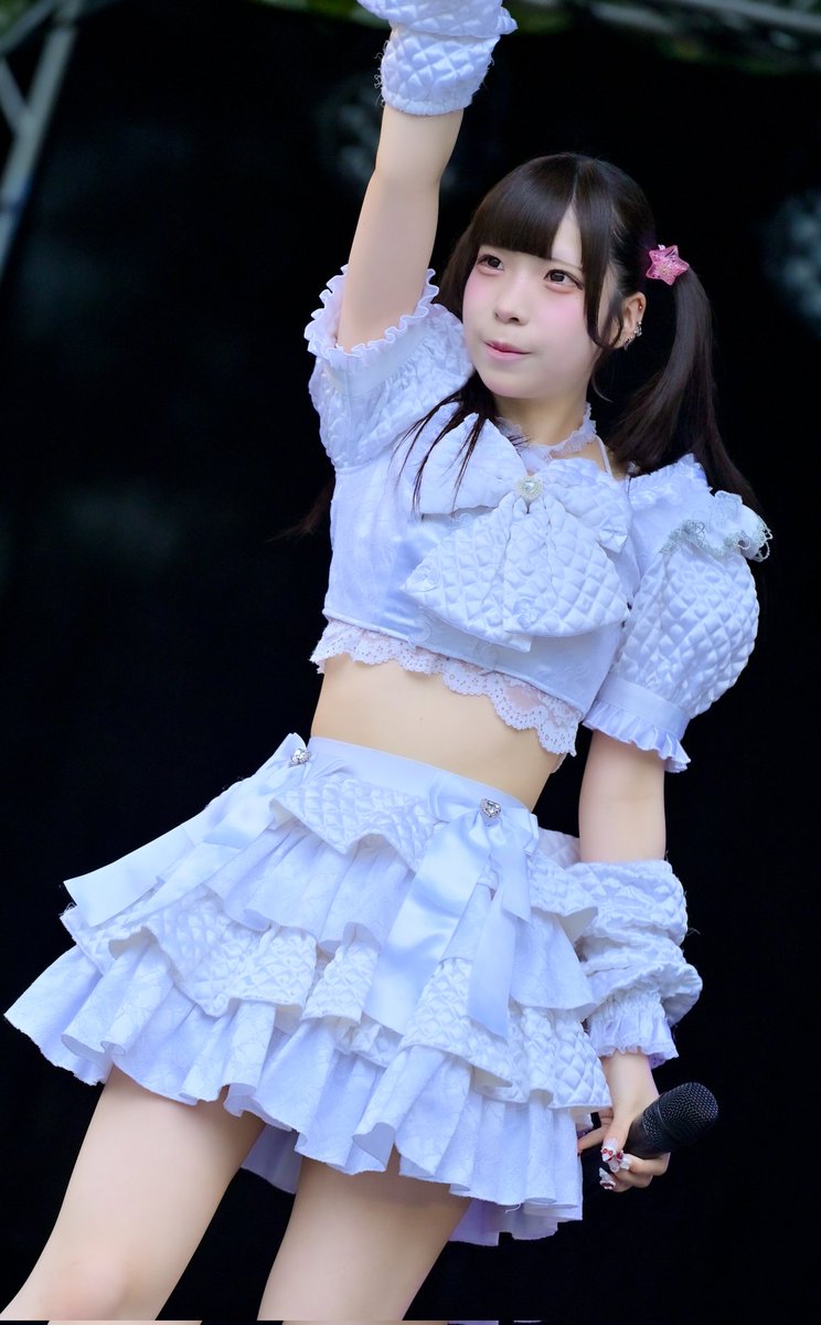 Chan17Hi's tweet photo. #世界で一番シンデレラ
#Livesfarm
#兎ナみる
@SekaCin_miru
2025.10.11
#ライブ撮影
#めっちゃかわいい👼 https://t.co/YXZ3owshzh