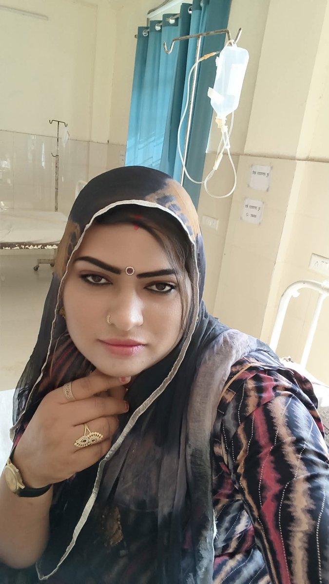 Good morning 🌄 
खूबसूरती हो या दौलत कभी घमंड मत करना क्योंकि जिंदगी एक कुरकुरे की थैली है हवा कभी भी निकल सकती है..!! राइट 🙏🙏 
जय श्री कृष्णा 🙌