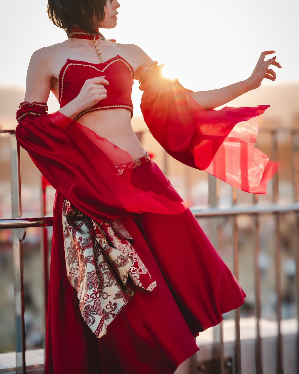 chimenko's tweet image. たまたま通りがかった僕を 海辺の夕日と綺麗だったからって撮ってくれたお写真。
とても綺麗で嬉しかった夏の思い出

photo：@coralworks0823