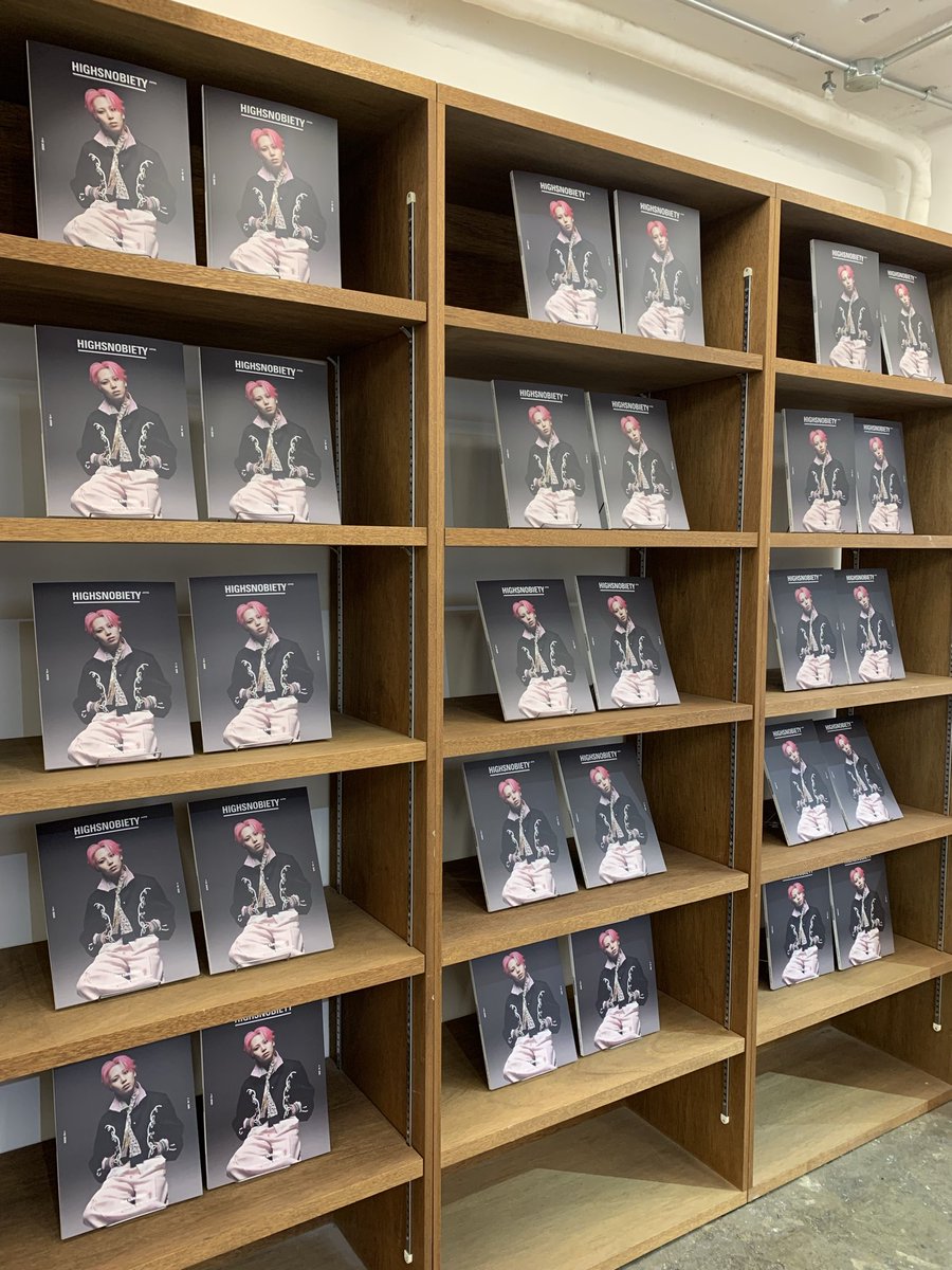 10/17(FRI) OPEN🌅
12:00-17:00

#VBwall | HIGHSNOBIETY JAPAN ISSUE15++ REN KAWASHIRI

☑︎<a href="/caelumjp/">CAELUM｜カエルム</a>最新号&amp;アーカイブ
☑︎OFFICIAL GOODS and more…!
※お支払いはキャッシュレス決済のみ

#HIGHSNOBIETYJP
#川尻蓮 #JO1
#caelumjp <a href="/caelumjp/">CAELUM｜カエルム</a>
#viandnylbooks