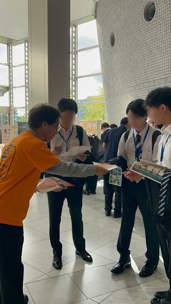 31thJPTF_Nagoya's tweet photo. 第30回日本基礎理学療法学会にて、来年の名古屋大会の広報活動を行なっています。

第1会場入口付近にブースもあります！

#30thJPTF
#31thJPTF
#なごやん プレゼント https://t.co/LBiRDj43vk