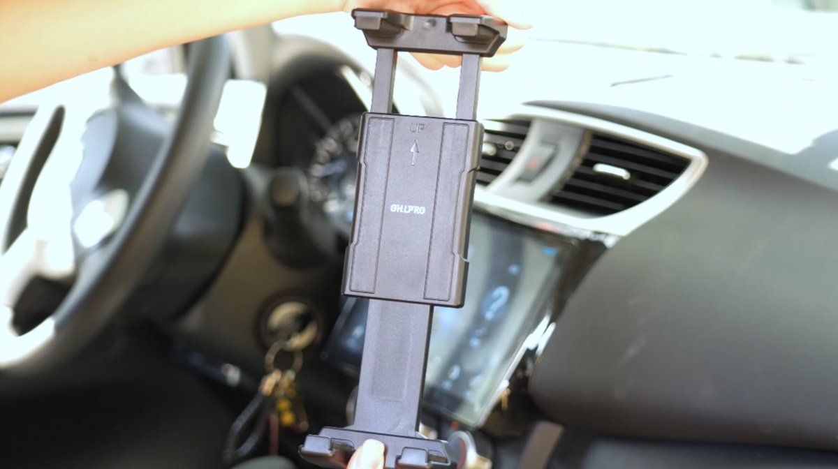 ohlpro_de's tweet image. Sofort haftend, flexibel einsetzbar! 
🚗Saugnapf Tablet Halterung für spontane Nutzung Auto!
Perfekt für alle, die ihr Tablet schnell und sicher im Auto befestigen möchten📱✨

amazon.de/dp/B0D3F3RQ5Y

#ohlpro #Saugnapfhalterung #TablethalterungAuto #AutoNavigation #autozubehör