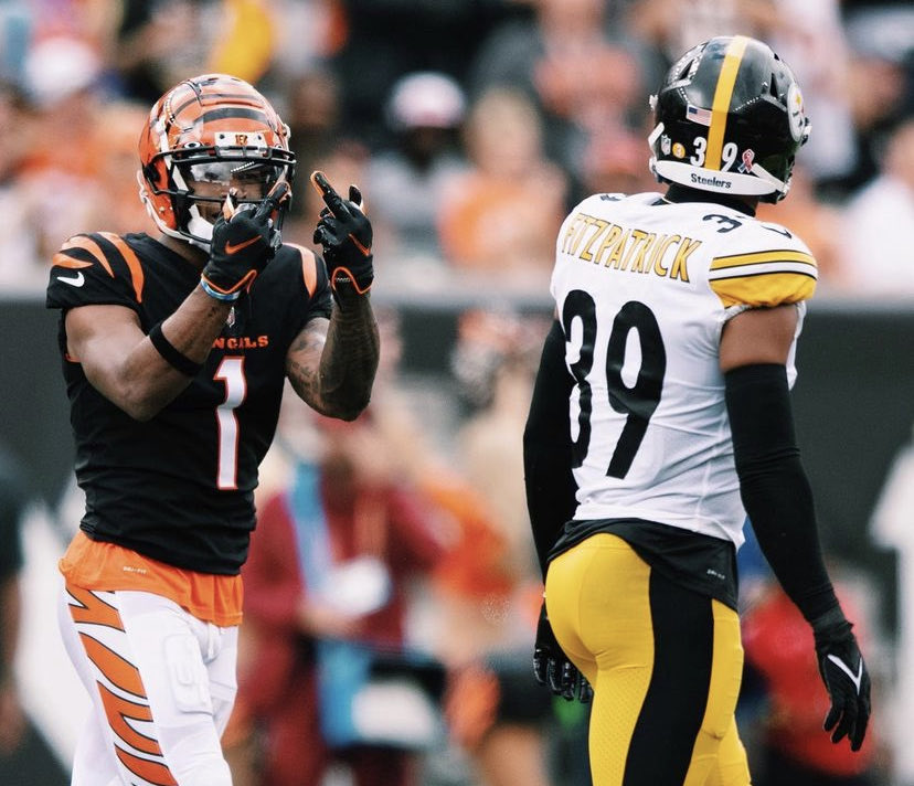 jerad20's tweet image. Andrew Berry to Mike Tomlin…..