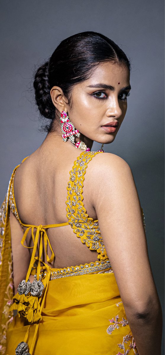 #AnupamaParameswaran 🟡🟡🟡

i.ibb.co/qsHpjMd/Anupam…