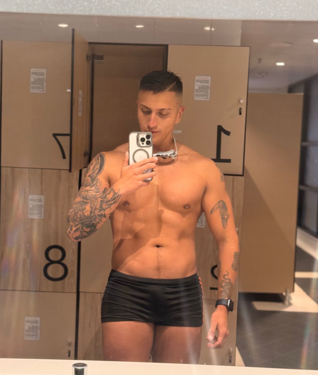 Nicolás tweet media
