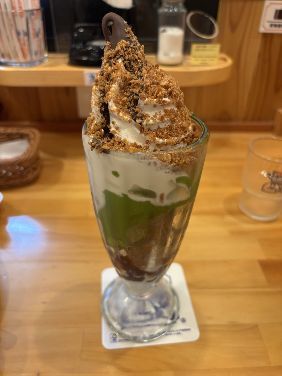 おひとり様。チェンソーマンを見る。