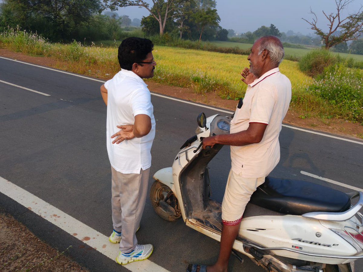 କୃଷିର ବିକାଶ, କୃଷକଙ୍କ କଲ୍ୟାଣ ଆମର ପ୍ରାଥମିକତା 

ଆଜି ପ୍ରାତଃ ଭ୍ରମଣ ସମୟରେ ନୂଆପଡା ଜିଲ୍ଲା ଗୋଡ଼ଫୁଲା ଗ୍ରାମ ପଞ୍ଚାୟତ କଲାଭେରା ଗାଁର ଚାଷୀଙ୍କୁ ସାକ୍ଷାତ କଲି। ଚଳିତ ବର୍ଷ ଖରିଫ ଓ ରବି ଫସଲରେ ଧାନ ଇନପୁଟ୍ ସବସିଡି ବାବଦରେ ସେ ମୋଟ ୨ ଲକ୍ଷ ୬୦ ହଜାର ଟଙ୍କା ପାଇଛନ୍ତି, ଯାହାକି ଅତ୍ୟନ୍ତ ଆନନ୍ଦର ବିଷୟ ଅଟେ।

କୃଷକଙ୍କ କଲ୍ଯାଣ