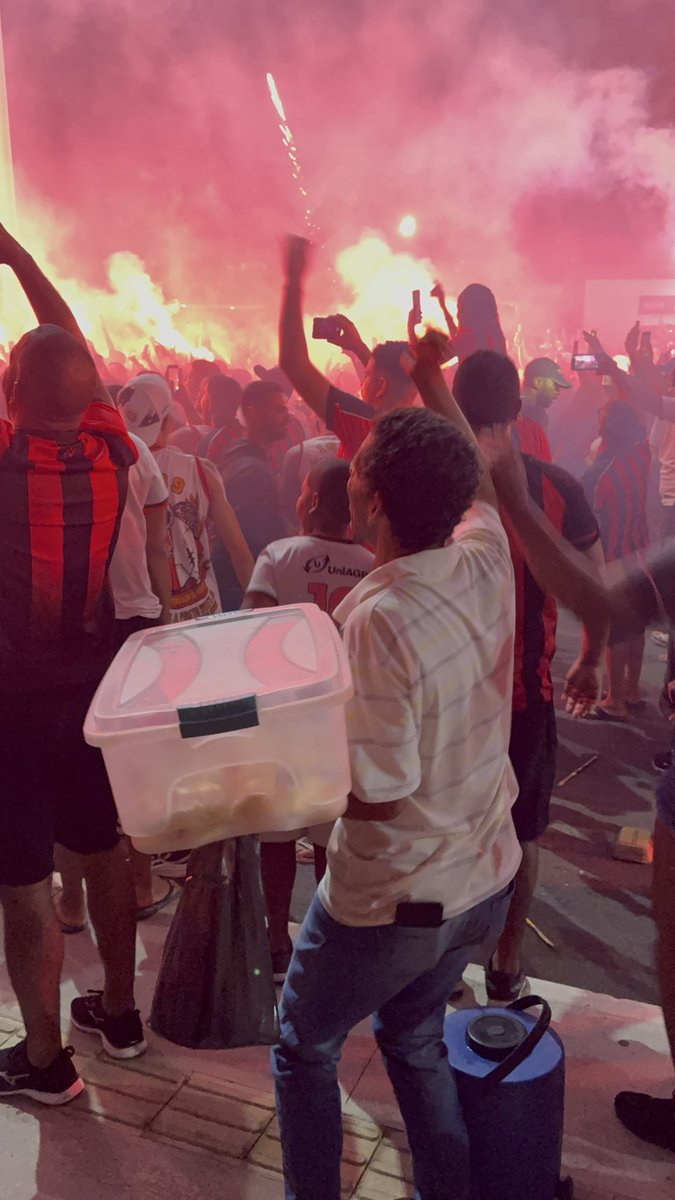 ijoaovv's tweet image. O time do povo!