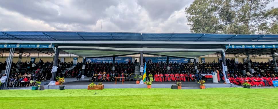 UR- RADIO SALUS tweet media