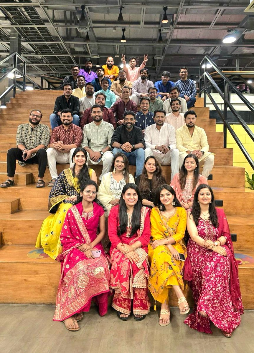 Addverb_Tech's tweet image. From diyas to laughter, Team Addverb sparkled with joy this Diwali!😍🌹
#Diwali #Deepavali2025