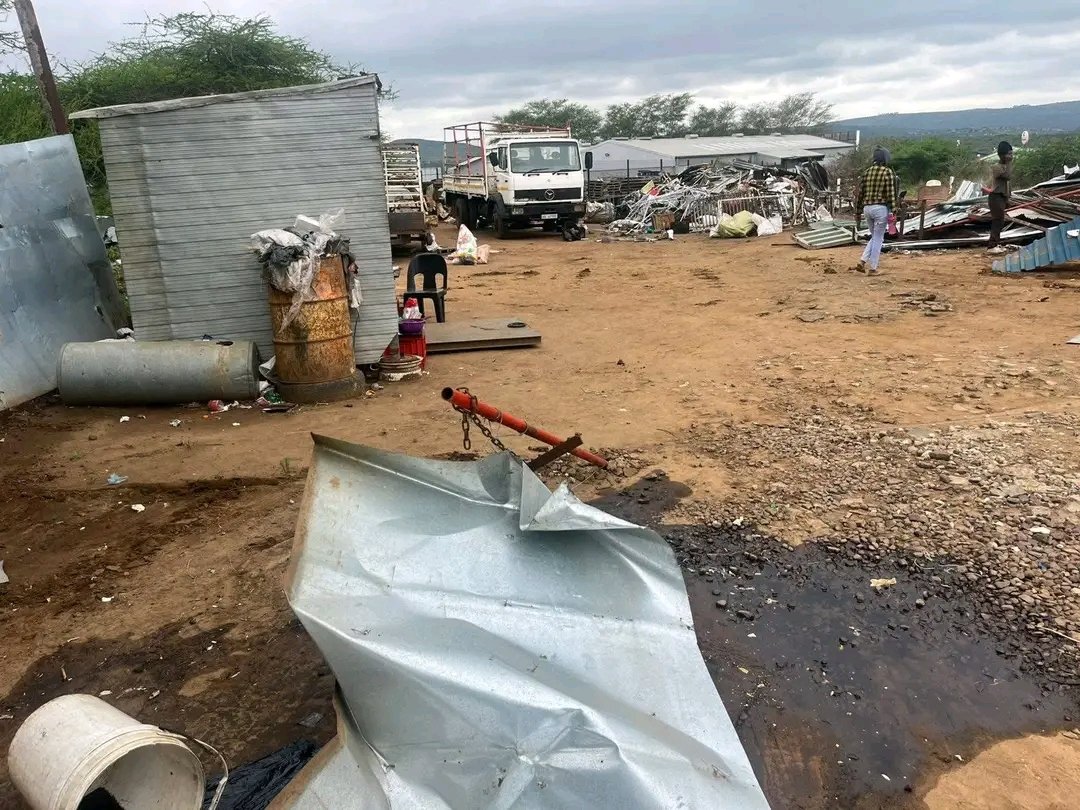 TheTruthPanther's tweet image. Three Ghanaian nationals arrested in Ulundi, KZN, after authorities discovered they were operating a scrapyard containing material stolen from a municipal substation in the Mkhazane area.