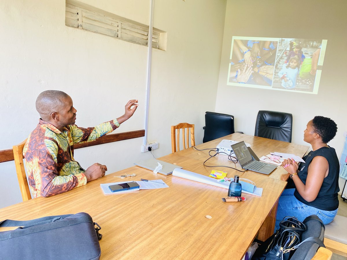 DaisyAgaba9's tweet image. I am deeply grateful to @GCSP_Uganda and @WACSOF for this great opportunity without their support, this journey from learning to mentoring would not have been possible. 🥂✍🏼
#GIZ #CapacityBuilding #PeerLearning #DigitalSkills #SocialMediaWriting #DigitalMarketing #Photography