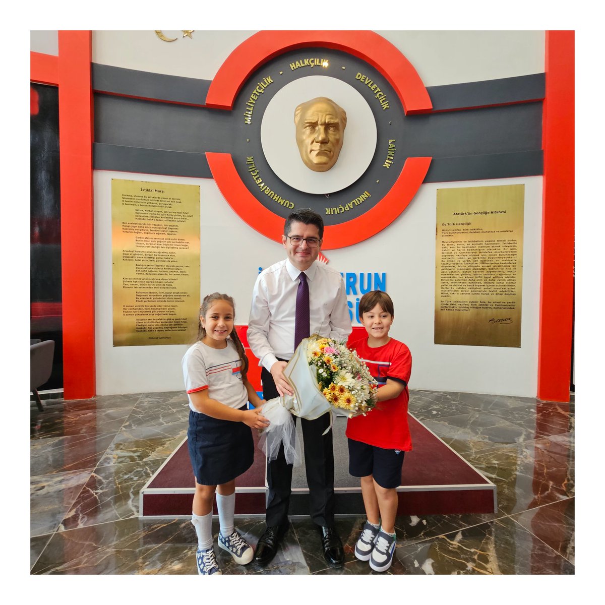 BhcIsk's tweet photo. Eğitime verdiği destekle bilinen Arsuz Kaymakamımız Sn.Fatih EROĞLU kampüsümüze yaptığı ziyaretinde okulumuzun fiziki imkanlarını,sınıfları ve ortak kullanım alanlarını gezerek okul yöneticilerimizle bir araya gelmiştir.
Nazik ziyaretlerinden dolayı kendilerine teşekkür ederiz. https://t.co/LT5aszqslh