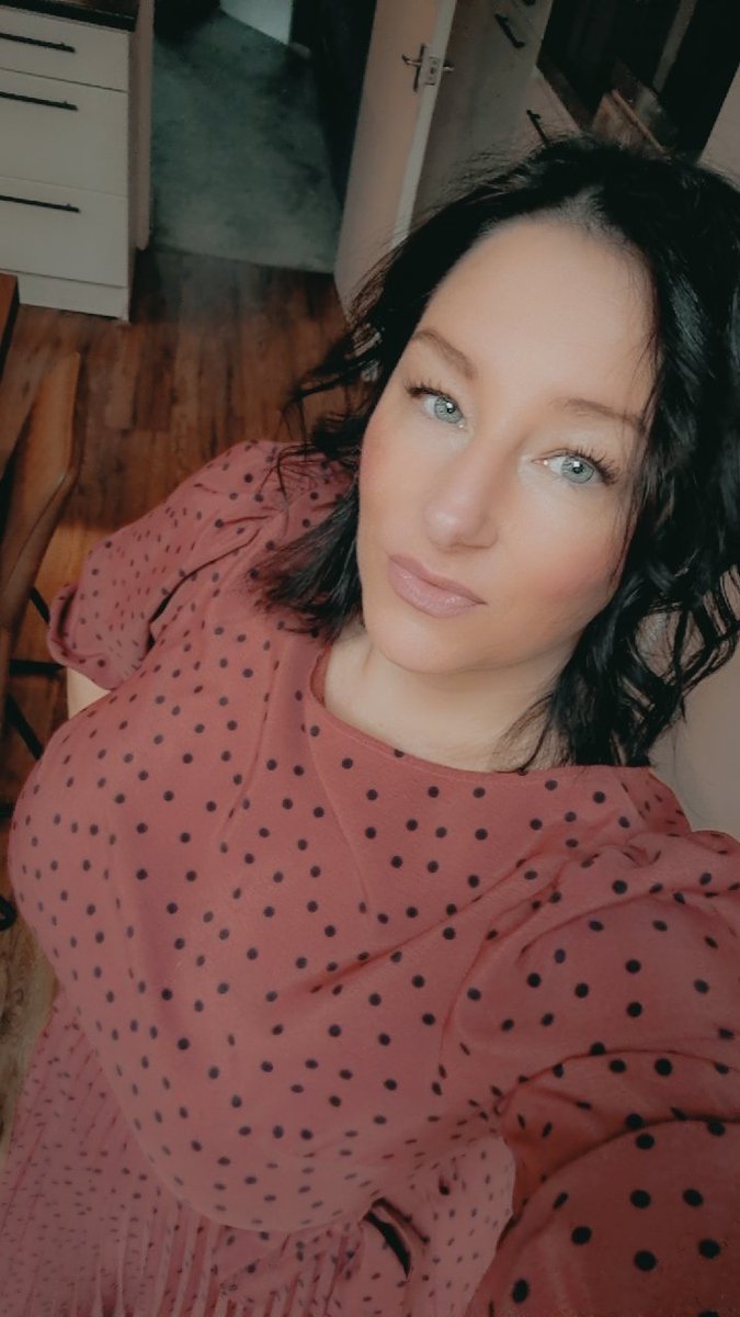 Morning Twats, Happy Friday!💋