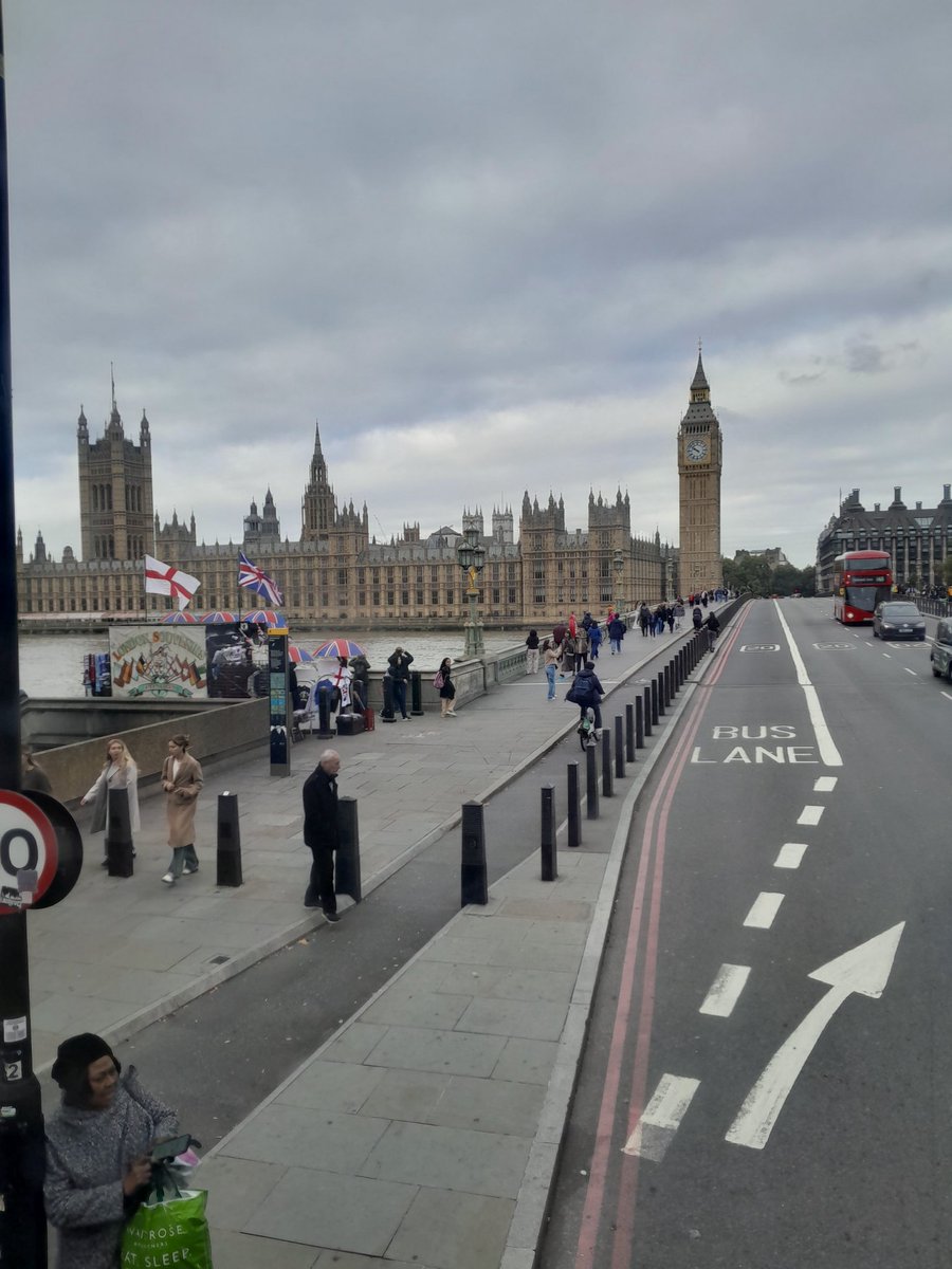 #London Bigben, Trafalgar Square, National Gallery
