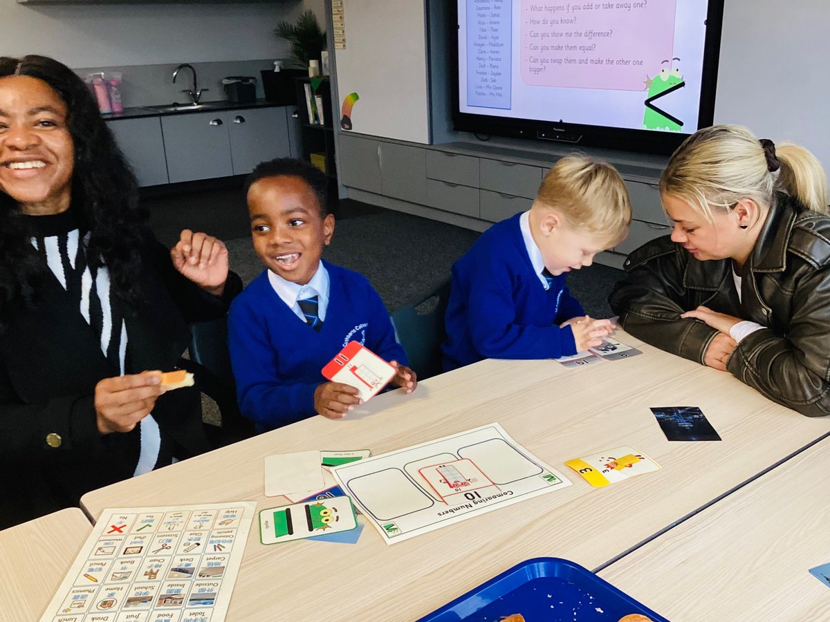 StCuthbertsPri's tweet image. Year 1 had a brilliant start to the Liverpool Math’s Party during our Maths Breakfast! We loved sharing our number knowledge with our families and discussing what we could see in our city. Thank you for joining us! 🌆💙 #StCuthbertsMaths #LiverpoolMathsParty