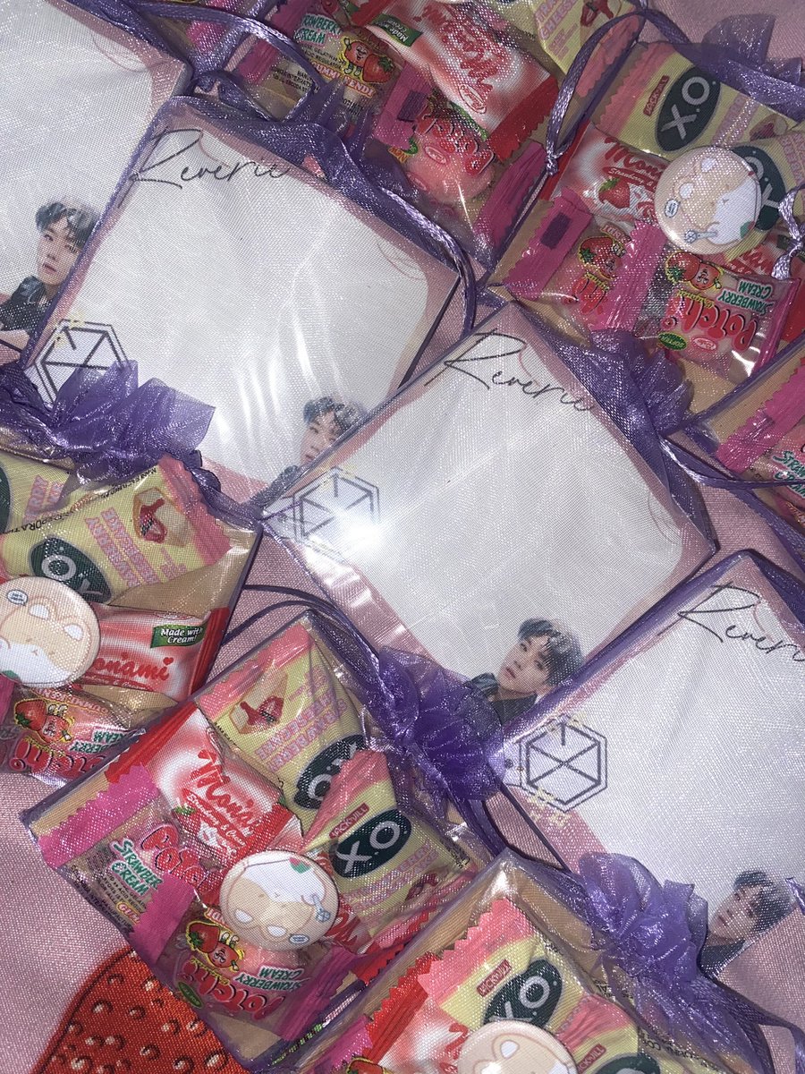 shahunnie_'s tweet photo. ⋆.˚𖦹⋆ reverie in manila fan support ✮⋆.˚

୨ৎ baekhyun mini bag 
୨ৎ no mechanics
୨ৎ limited quantity 
୨ৎ dm me for trades so i can reserve it for u
୨ৎ loc: tba 
୨ৎ i’ll be in MOA 11am onwards 

pls help rt!! thank uuu and see u tom 🤍 https://t.co/Mtybhr19GN