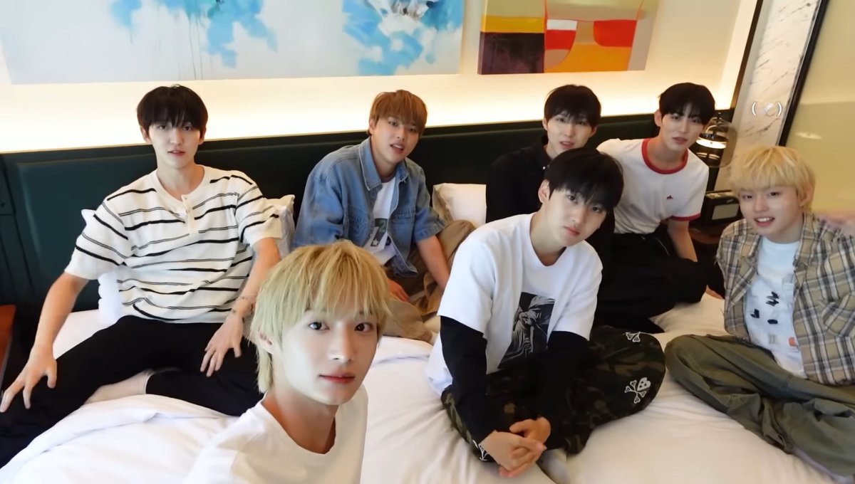 amaru_kickflip's tweet photo. ARE YOU BUSY? DOESNT MATTER!! IF YOU SEE THIS DROP 
 #KICKFLIP #2025MAMAVOTE IN THE CS

1 RT = 1 VOTE LETS GOOOOO KICKFLIP IS WATCHING https://t.co/EcoeSlFOor