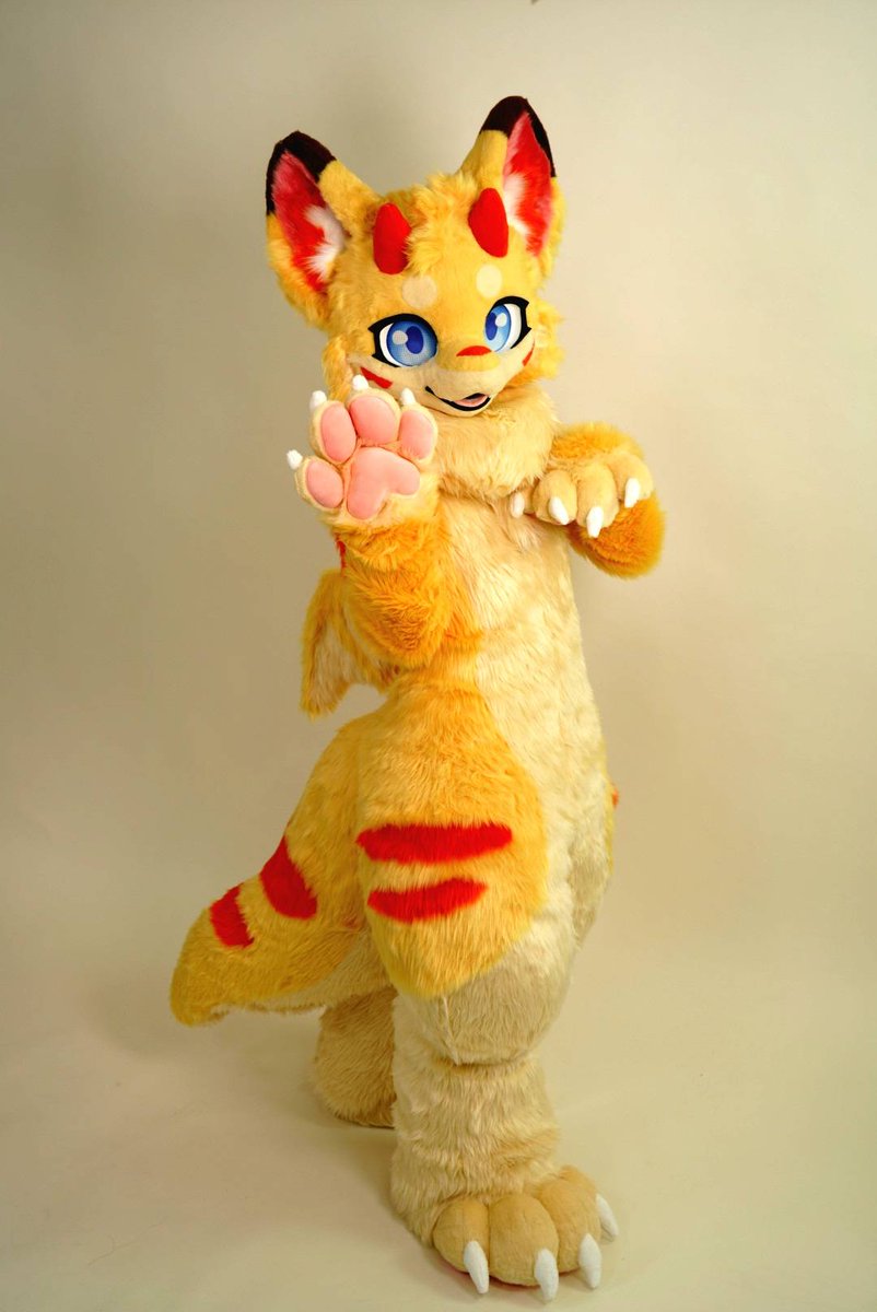 #FursuitFriday