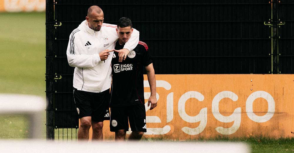 Ajax Life tweet media