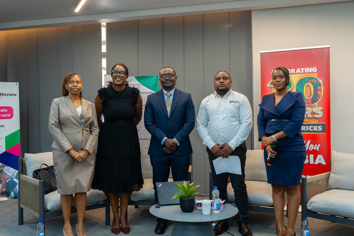 Inspiring connections at the #EntrepreNovate Networking Breakfast! 💼

Proudly sponsored by Lupiya, bringing entrepreneurs, investors &amp; innovators together to spark ideas and create lasting solutions through entrepreneurship. 

#LupiyaMoneyMoves #WomenInBusiness