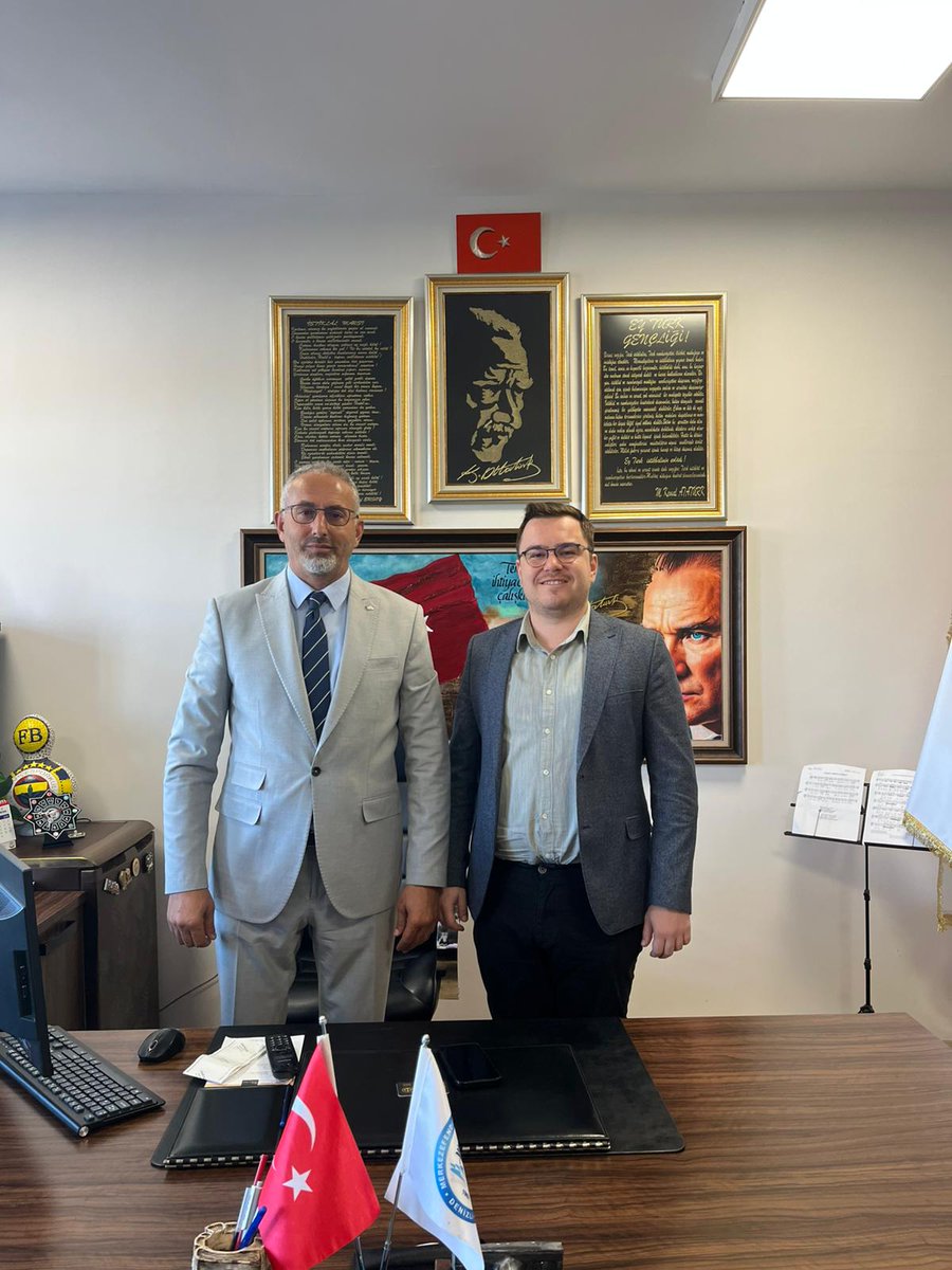 📍Merkezefendi İlçe Halk Eğitim Merkezi Müdürlüğü

Gençlerimiz için iş birliği zamanı! 💪
İlçe Gençlik Kolları Başkanımız <a href="/Avabdullahhasim/">Abdullah Hasim Akgun</a> ,Merkezefendi Halk Eğitim Müdürümüz Harun Maden’i ziyaret etti.
Verimli bir görüşme ve güzel fikirlerle ayrıldık. 🙌