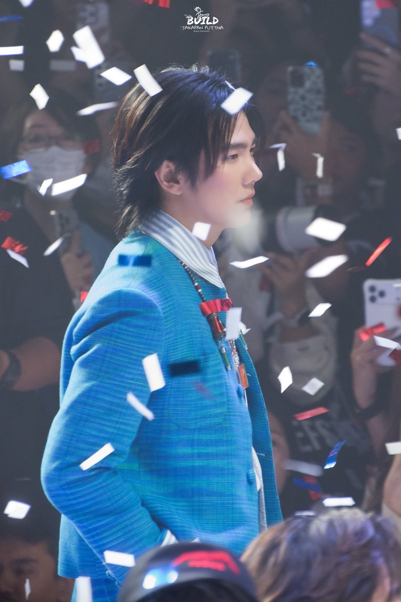 Build_FamilyFC's tweet image. 🪼✨Born to shine, made to walk 💙✨
BUILD AT SIAM PARAGON
#SiamParagonBIFW2025xBuild
#BuildJakapan @JakeB4rever
#Beyourluve