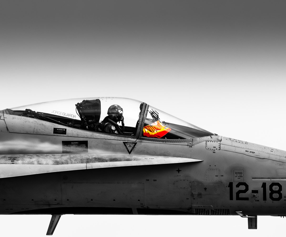 JorgeGuardia_'s tweet image. No hacen falta más colores.
#Ala12 #F18 #Ejercitodelaire #DFN25