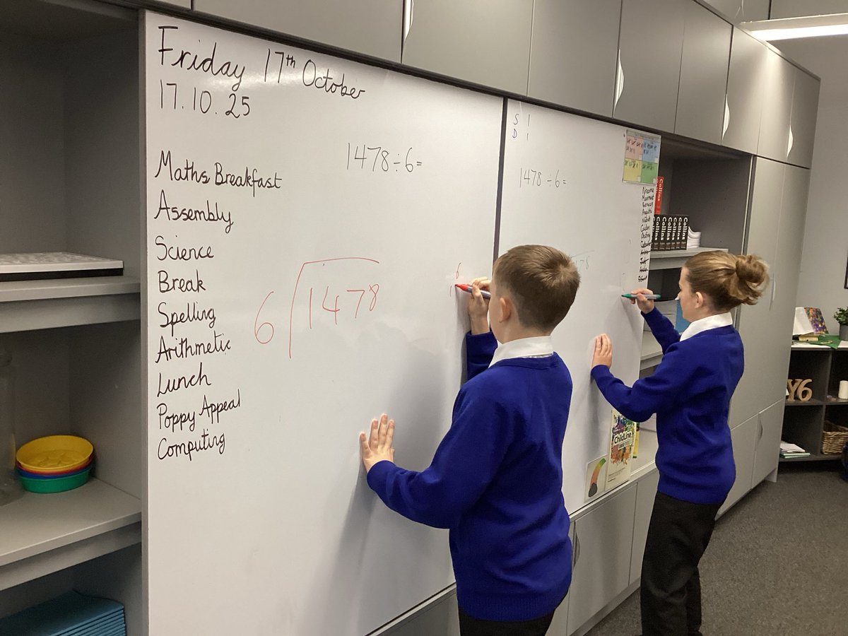 StCuthbertsPri's tweet image. Y6 had a wonderful morning with our families at our maths breakfast. We showcased our knowledge of short division and applied some real life maths skills. “Mathematics gives us the hope that every problem has a solution” 💙 #StCuthbertsMaths #LiverpoolMathsParty @llpartnership