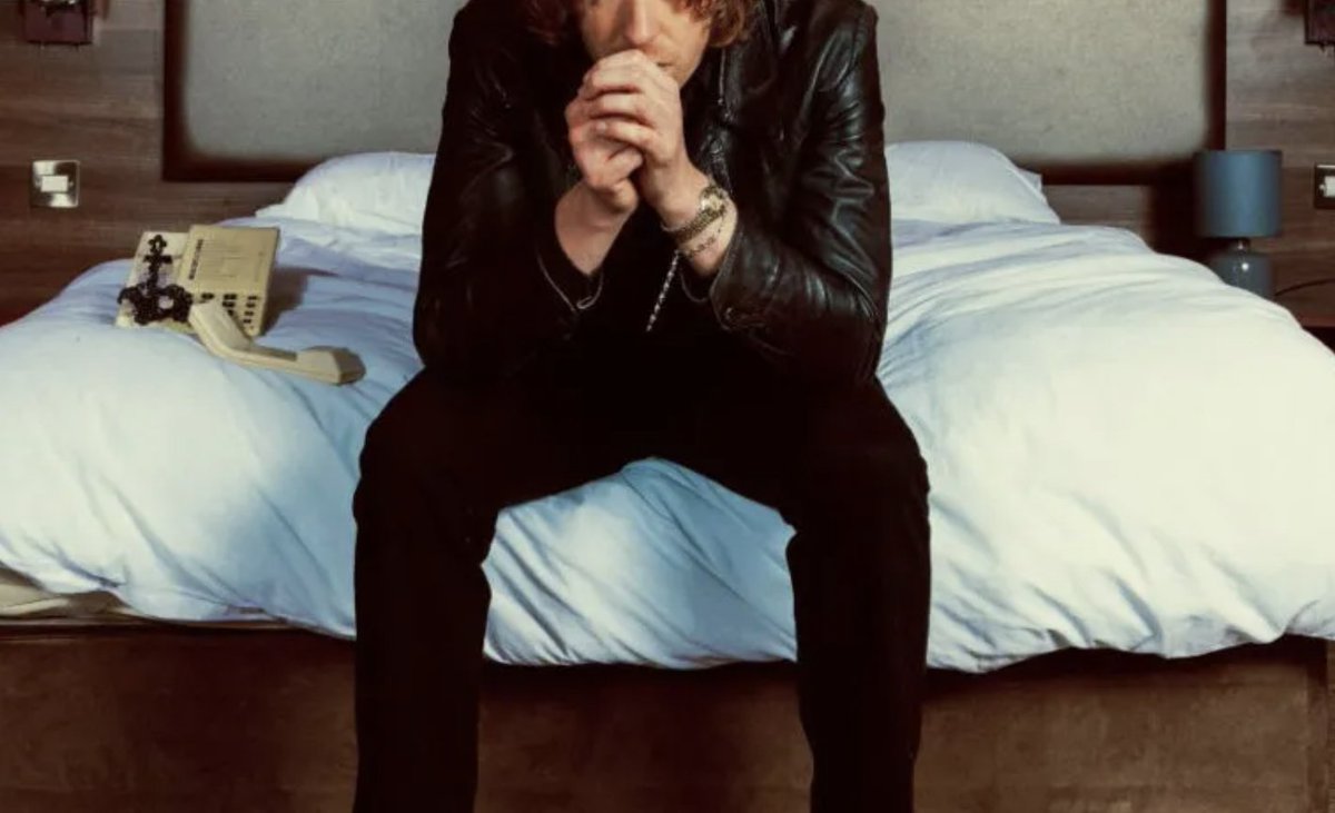 mxdwn's tweet image. Daniel Avery Releases New Song with Julie Dawson of @NewDad "The Ghost Of Her Smile"

music.mxdwn.com/2025/10/16/new… 

#DanielAvery #JulieDawson #NewDad