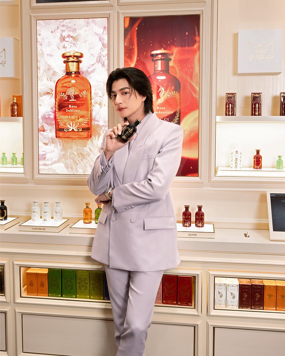 tb_entofficial's tweet photo. กลัฟ คณาวุฒิ เข้าร่วมงานเปิดตัว Gucci Beauty Flagship Store แห่งแรกในประเทศไทย 

@gulfkanawut 
#GuccibeautyxGulf
#Guccibeauty
#GulfKanawut https://t.co/28cOU5Mz8k
