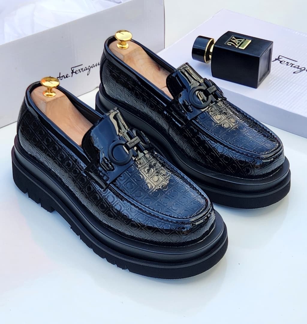 Mauyon_XO's tweet photo. Available as seen

Price:46k(boxed)

Location: Lagos state/nationwide delivery https://t.co/nKo36QNH3y
