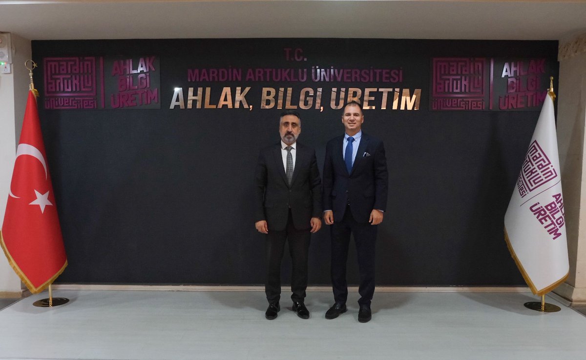 📍 Bugün Mardin’deyiz.

Burada açmayı planladığımız Girişim Ofis (GO) için çalışmalarımıza başladık. 

- Vali Yardımcısı Sn. Hasan Kurt,
- Artuklu Üniversitesi Rektörü Prof. Dr. İbrahim Özcoşar ve diğer paydaşlar ile görüşmeler gerçekleştirdik. 

<a href="/ibrahimozcosar/">ibrahim özcoşar</a> 
<a href="/CyberparkTGB/">Bilkent CYBERPARK</a>