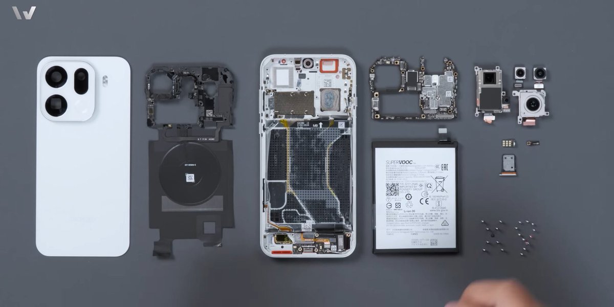 Cartidise's tweet image. OPPO Find X9 Pro from the inside
