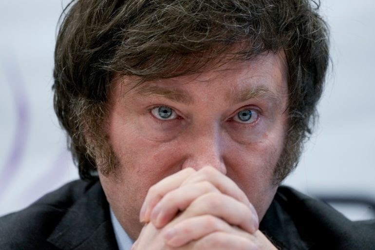 🚨 INVESTING : "Banche in trattativa con il Tesoro per fornire prestiti all'Argentina: JPMorgan, Bank of America, Goldman Sachs e Citi coinvolti"