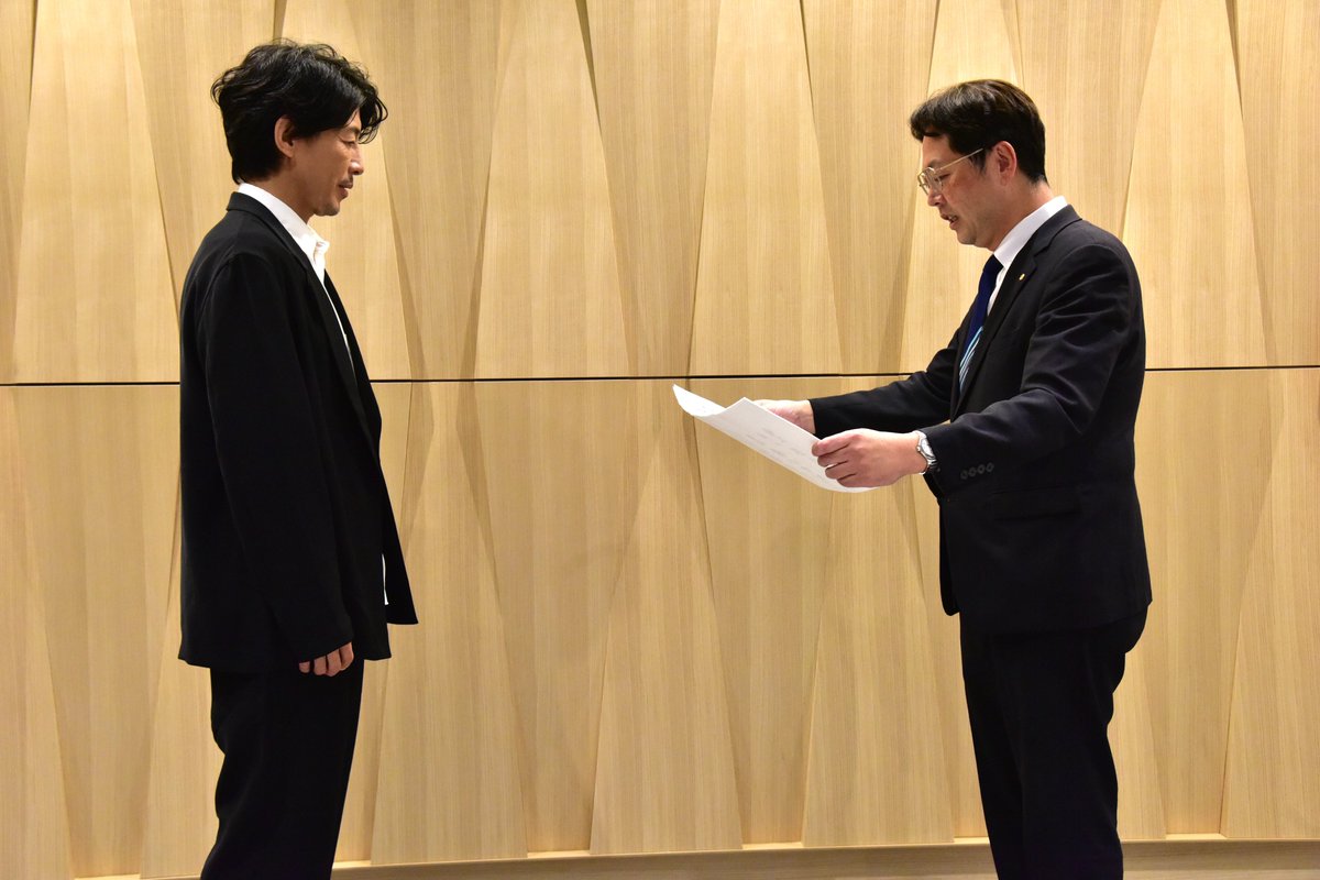 本日、東京「将棋会館」にて俳優の藤木直人さんへの初段免状授与式が行