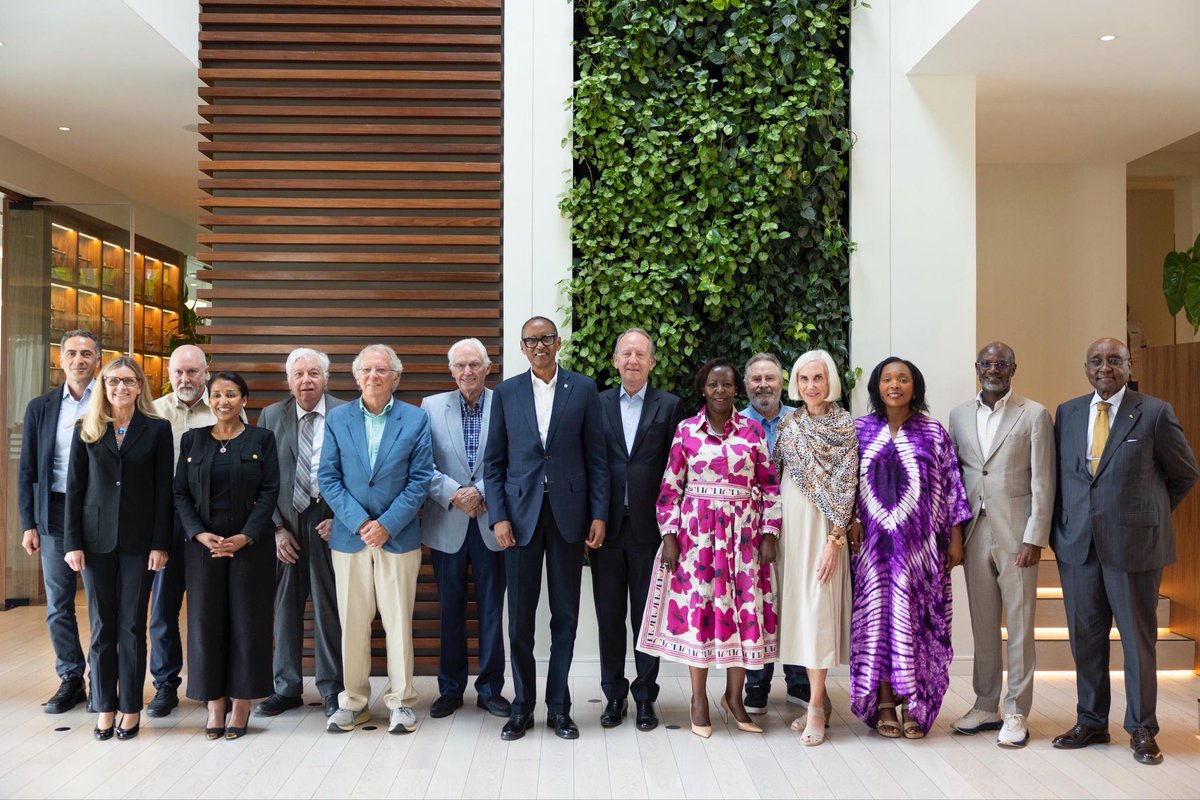 At a time of strong global headwinds,Rwanda s economy has shown great resilience:robust economic growth,transformational projects,macroeconomic stability and steady improvements in human development indicators.Challenges remain but there is vision,clarity of purpose and