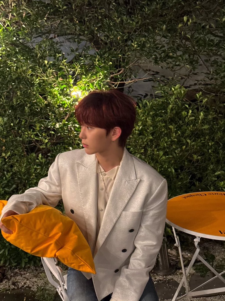 WHIBJAPAN's tweet photo. 251017 WHIB公式インスタ upload 

[📸] 𝙀𝙎𝙌𝙐𝙄𝙍𝙀 𝟯𝟬𝙏𝙃 𝘼𝙉𝙉𝙄𝙑𝙀𝙍𝙎𝘼𝙍𝙔 𝙋𝘼𝙍𝙏𝙔🥳 

#WHIB #휘브 #フィブ
#ESQUIREKOREA #에스콰이어30주년 #ESQUIRE_30TH_ANNIVERSARY https://t.co/mYAiotwWt8